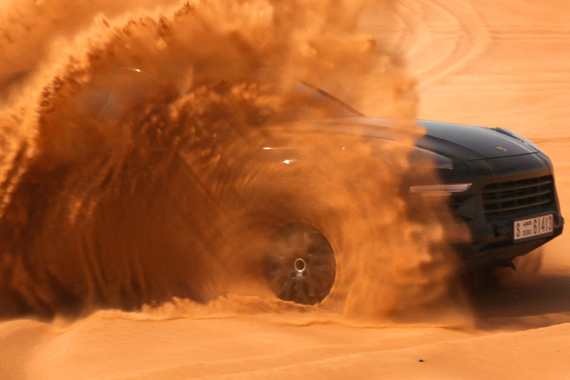 ドバイでのテスト