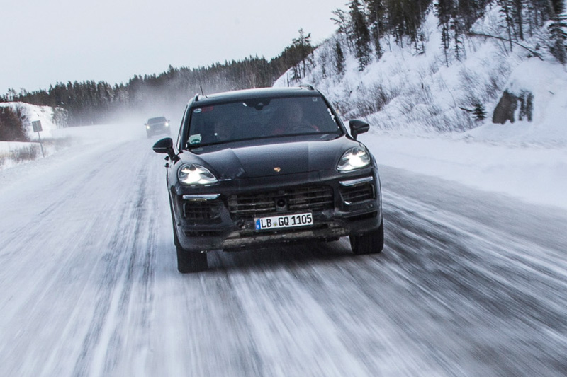 カナダでのテスト