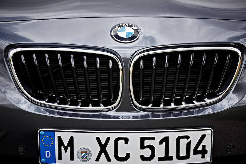 「M240i クーペ xDrive」が搭載する直列6気筒3.0リッターターボエンジンは最高出力250kW（340PS）/5500rpm、最大トルク500Nm/1520-4500rpmを発生。0-100km/h加速は4.4秒