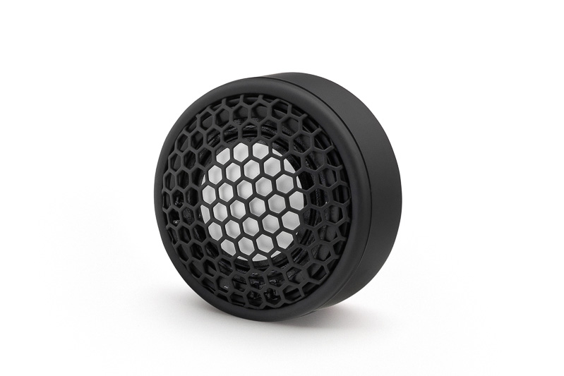 2.5cmドームトゥイーター「L-25R」（税別3万円/ペア）