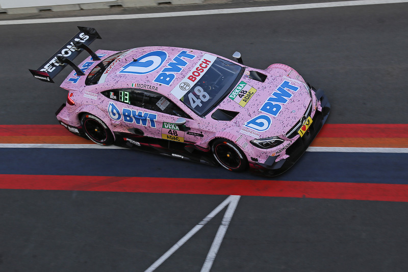 フリー走行3回目のピット作業ほか