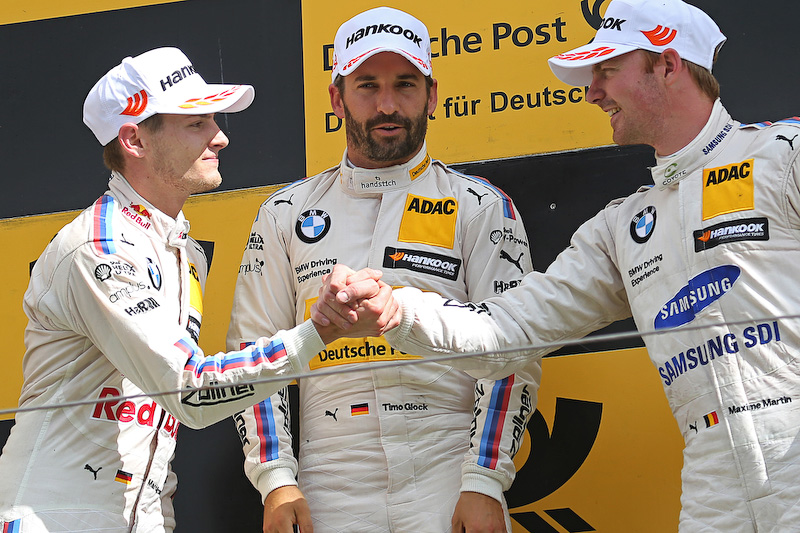 表彰台を独占したBMW勢。左から2位のマルコ・ウィットマン選手（BMW Team RMG）、優勝のティモ・グロック選手（BMW Team RMR）、3位のマキシム・マルタン選手（BMW Team RMR）