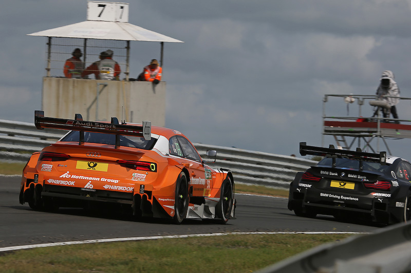 リアからのバトル