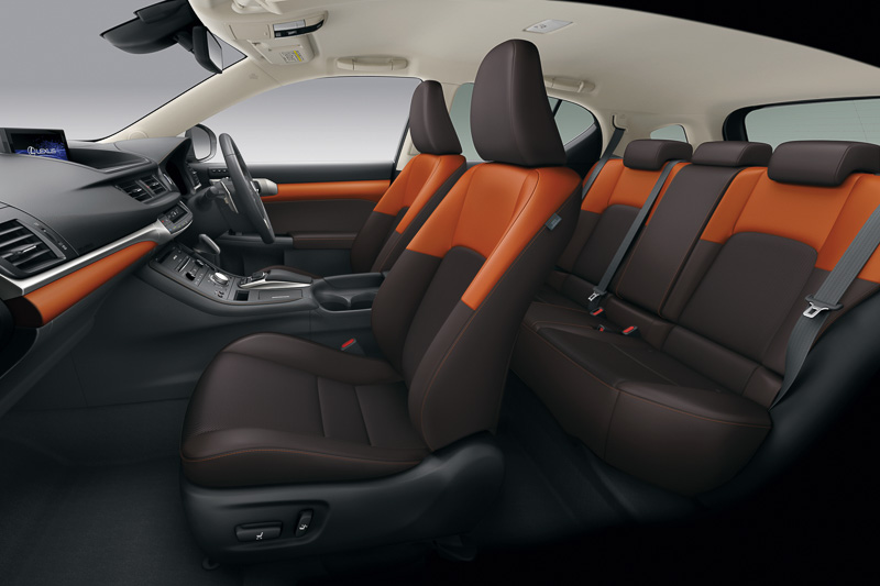 多彩なインテリアカラーとオーナメントパネルの組み合わせが可能