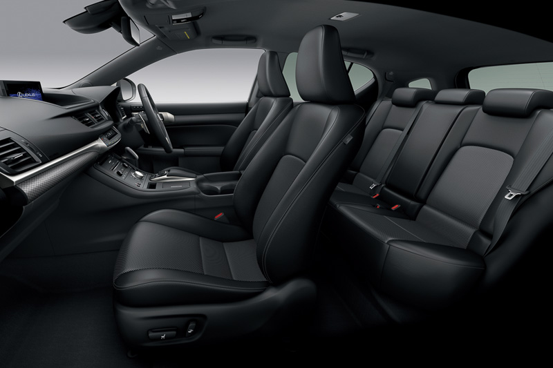 多彩なインテリアカラーとオーナメントパネルの組み合わせが可能