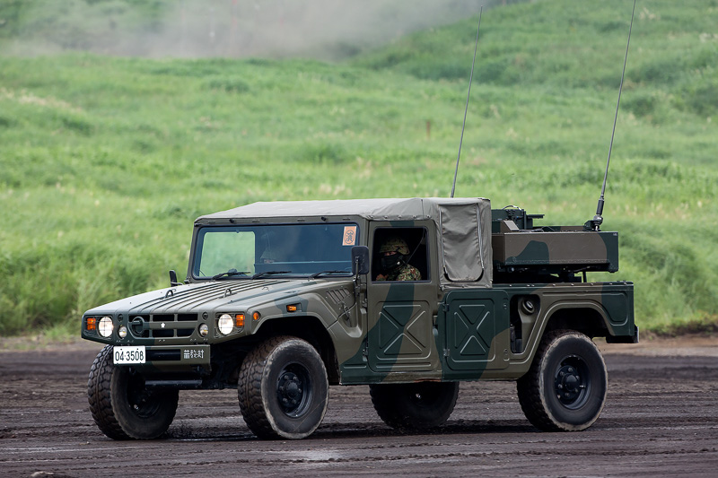 高機動車に搭載される中距離多目的誘導弾