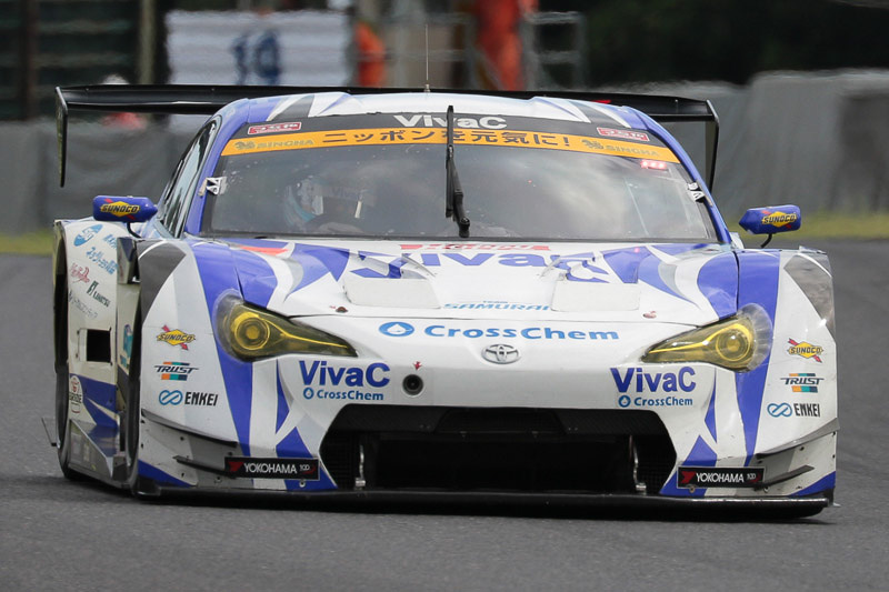 25号車 VivaC 86 MC（松井孝允/山下健太/近藤翼組、YH）