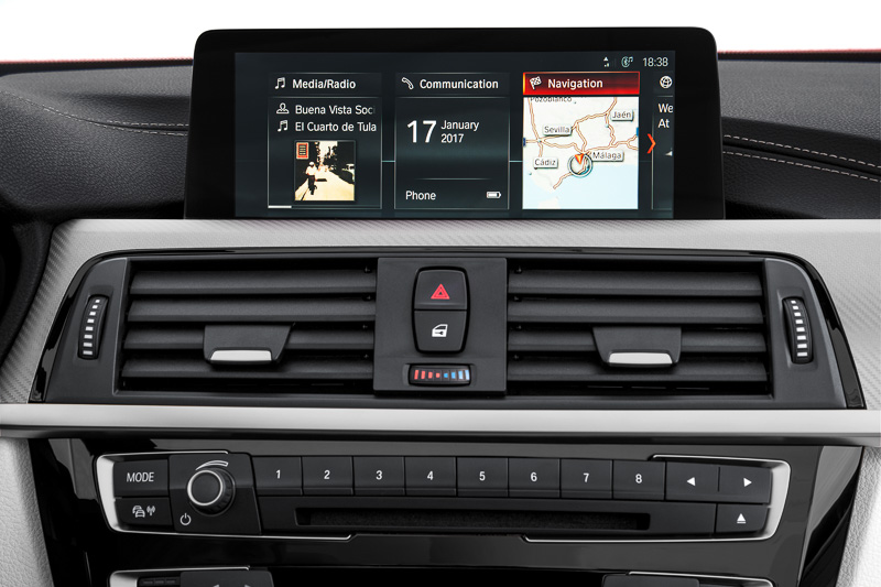 BMWコネクテッド・ドライブの画面イメージ