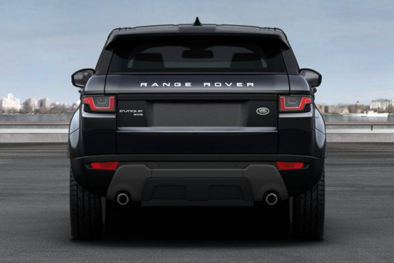 レンジローバー・イヴォーク アドバンテージ・エディション。ボディカラーは「サントリーニブラック」を設定して外観イメージを引き締めている