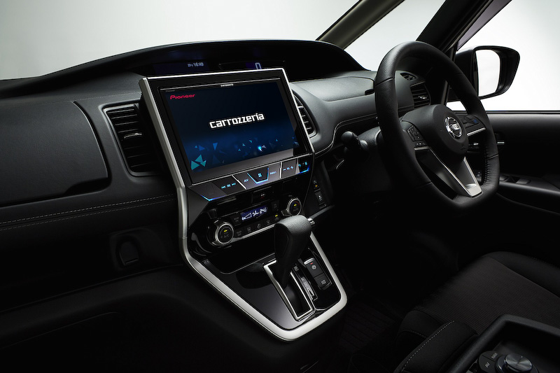 車種専用10V型ディスプレイモデルを搭載するAV一体型メモリーナビゲーション「AVIC-CE901SE」（セレナ用）