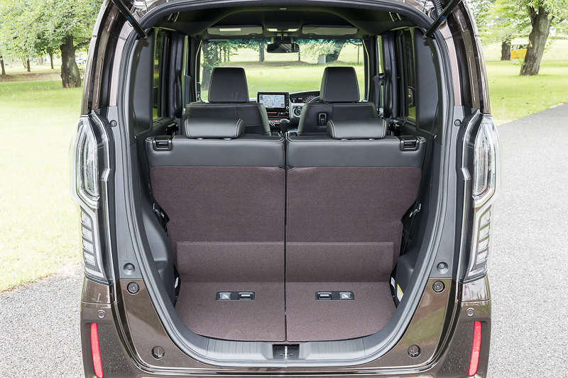 ラゲッジスペースのアレンジ