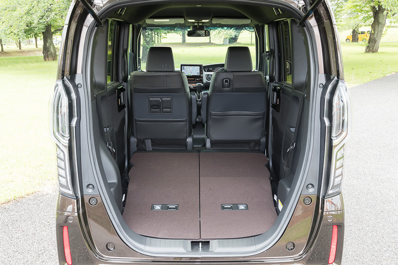 ラゲッジスペースのアレンジ