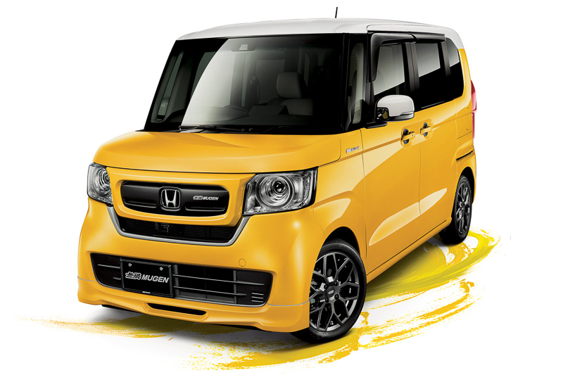 無限パーツを装着した新型「N-BOX」
