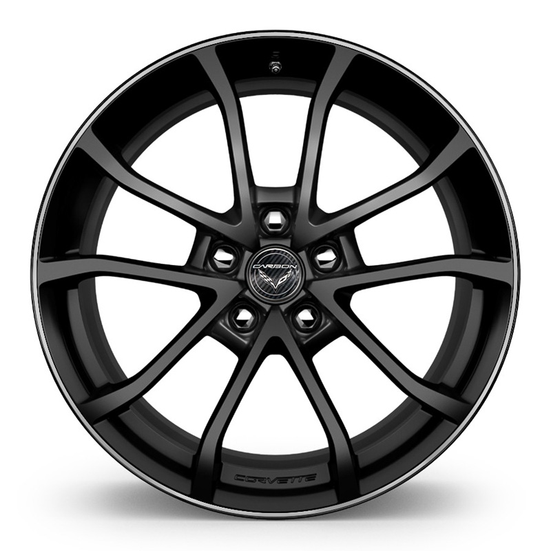 グランスポーツに装着されるブラックペインテッドマシングルーブ“カップスタイル”アルミホイール