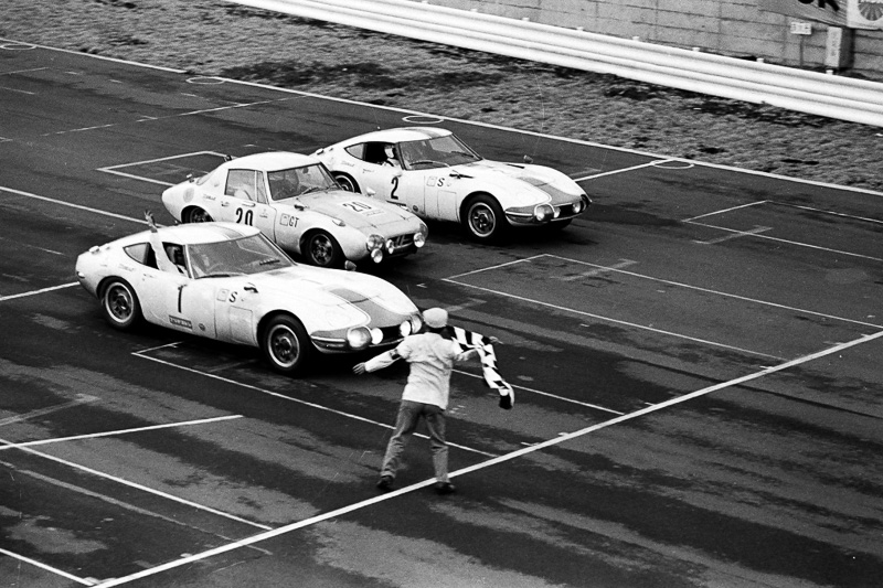 1967年4月に富士スピードウェイで開催された24時間レース