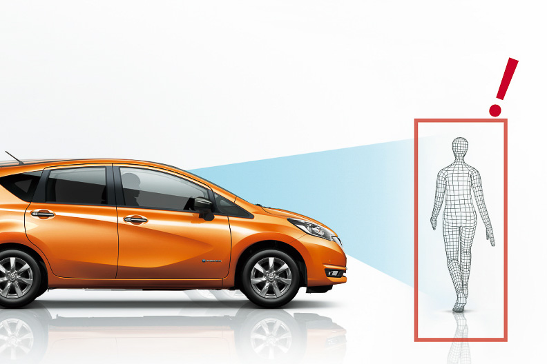 「インテリジェント エマージェンシーブレーキ」の性能が向上