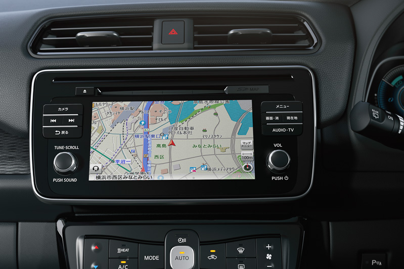 カーナビはAppleの「CarPlay」、Androidの「Android Auto」に対応（日本仕様ではCarPlayのみ対応）