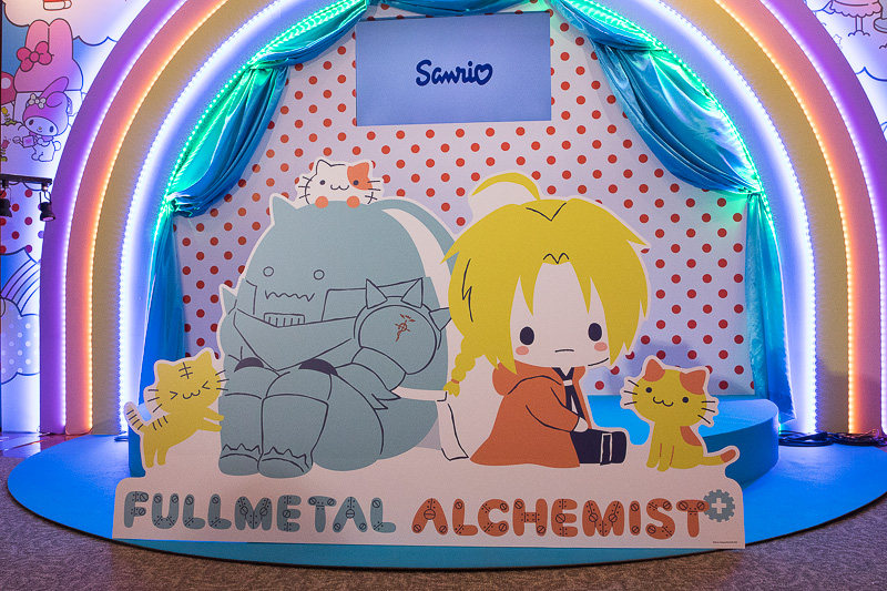 内山さんはホムンクルスの「グラトニー」というキャラクターを演じている。監督からは「この役をやるのは内山さんしかいない」と言われたほどのハマリ役とのこと。実写映画「鋼の錬金術師」もサンリオがデザイン商品を販売する