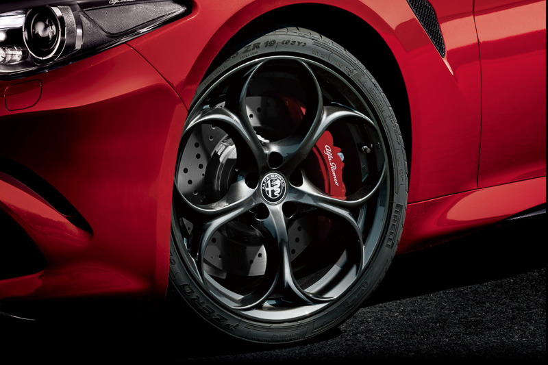 ジュリア クアドリフォリオ