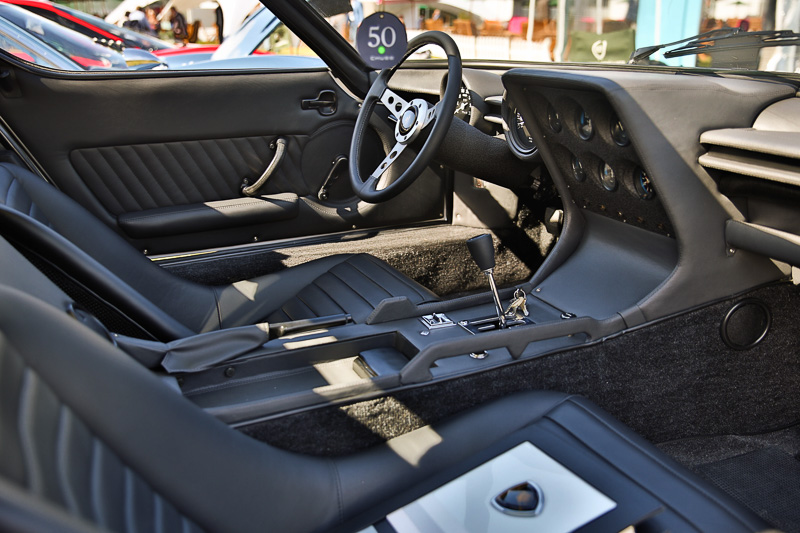 サロン・プリヴェのチャブ・インシュアランス・コンクール・デレガンス「エボリューション・オブ・ザ・スーパーカー・ピンナップス」部門で最優秀賞を受賞