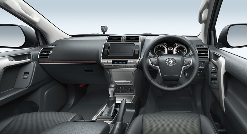 TX“Lパッケージ”（2.8リッターディーゼル車 5人乗り）