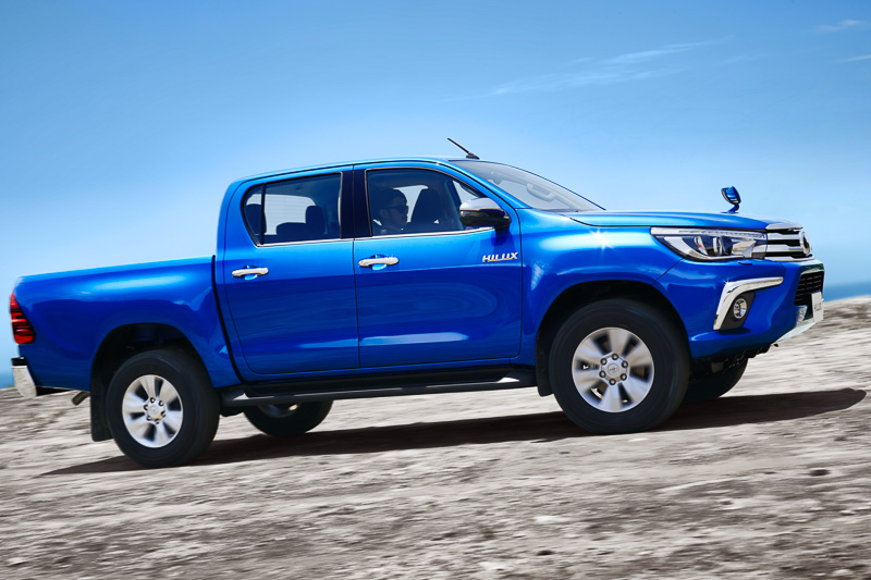 上級グレードのZでは「アクティブトラクションコントロール」「ダウンヒルアシストコントロール」などを標準装備してオフロードでの高い走破性を誇る