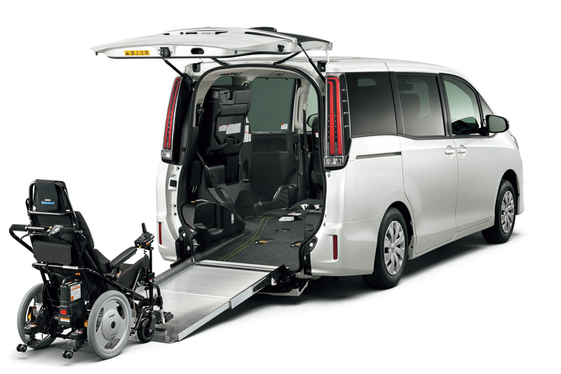 ノア ウェルキャブ 車いす仕様車“タイプIII”（電動ウェルチェア＋ワンタッチ固定仕様）
