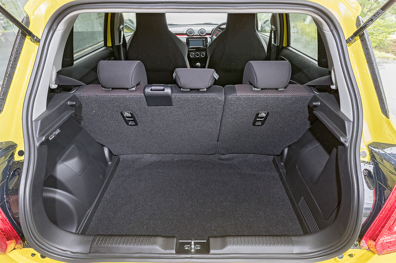 ラゲッジスペース