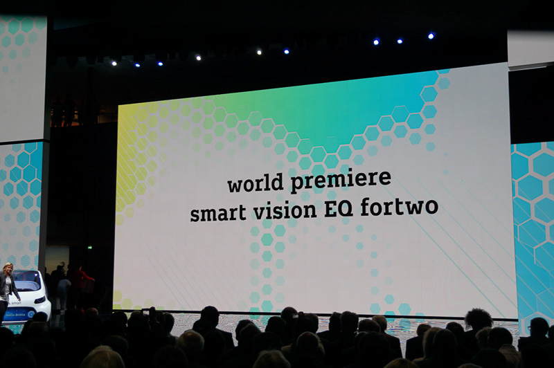 初公開されたsmart vision EQ fortwo