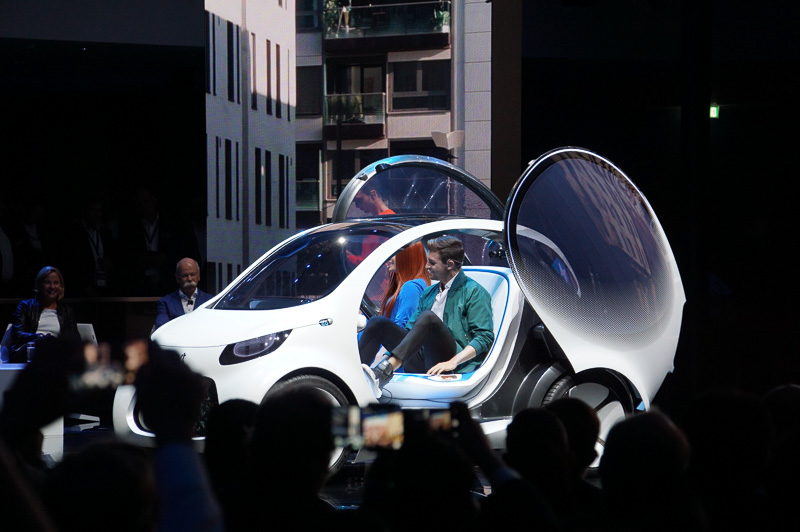 ユニークなドアの構造