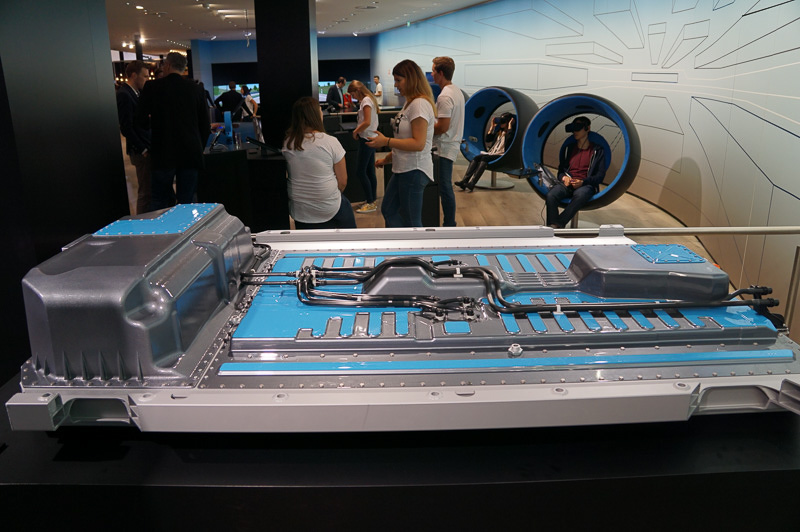 Concept EQAに使われているバッテリー