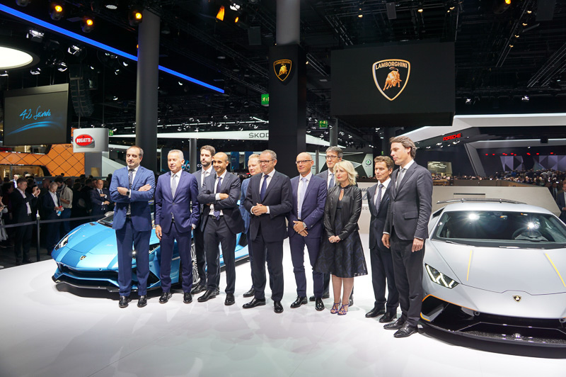 ランボルギーニブースでの記者会見