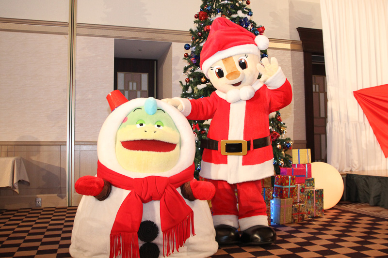 12月23日と12月24日にはコチラファミリーとクリスマスディナーを楽しめる特別宿泊プランも設定