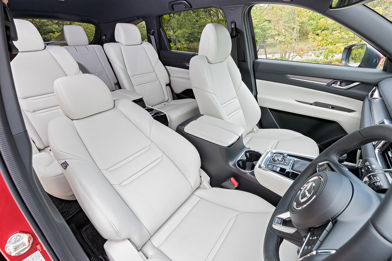 「ピュアホワイト」のインテリアカラー