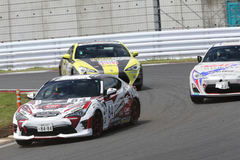 8番グリッドからのスタートも、一時は5番手まで浮上