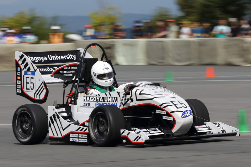 プレゼンテーション審査 1位 名古屋大学EV