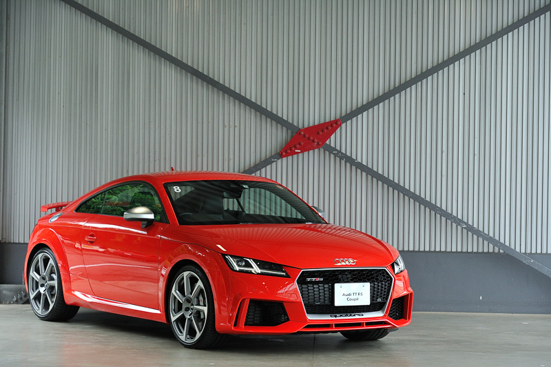 Audi Sportを代表する車種となるTT RS