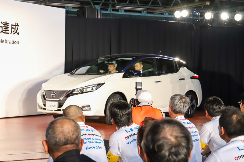 新型リーフで日産自動車株式会社 CEO 西川廣人氏と同社 CCO 山内康裕氏が登場