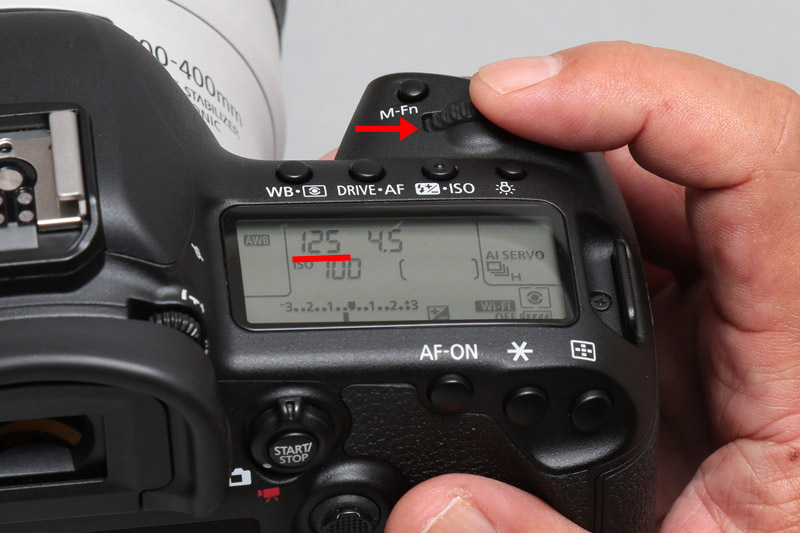 Tvにして電子ダイヤルを回すとシャッター速度が上下する