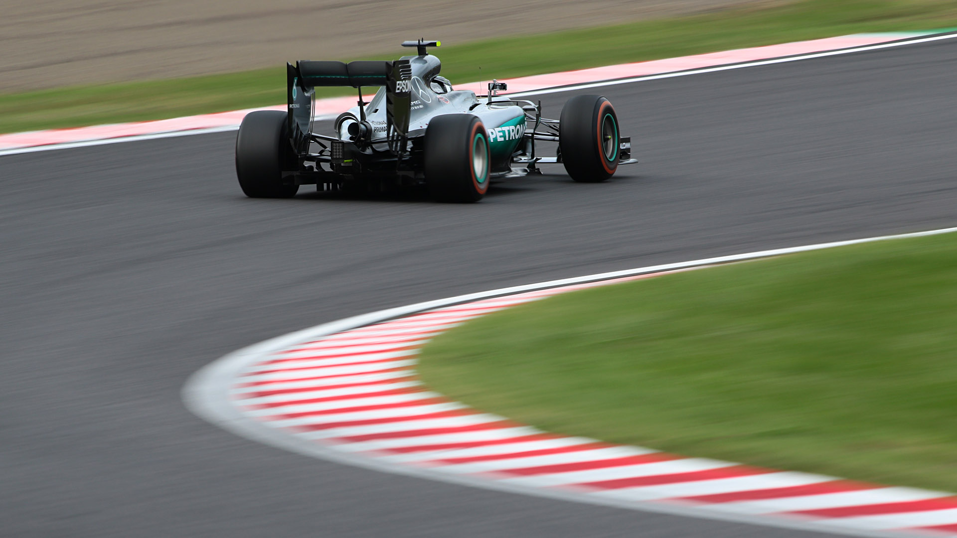 シャッター速度1/30秒で撮影