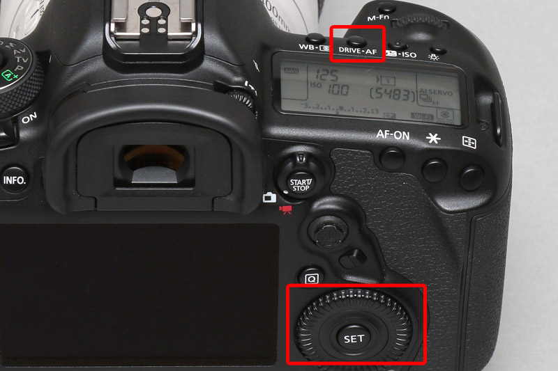 連写の設定は「DRIVE・AF」と書かれたボタンを押し、背面のサブ電子ダイヤルを回す