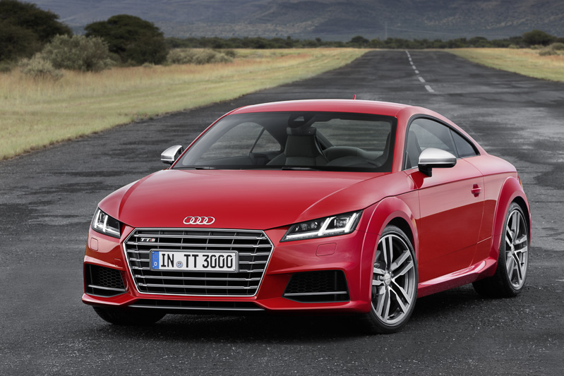 アウディ「TTS クーペ」