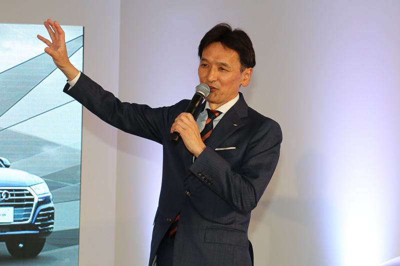 アウディ ジャパン株式会社 広報部長 丸田靖生氏は、会場となったアウディ みなとみらいについての説明を担当した