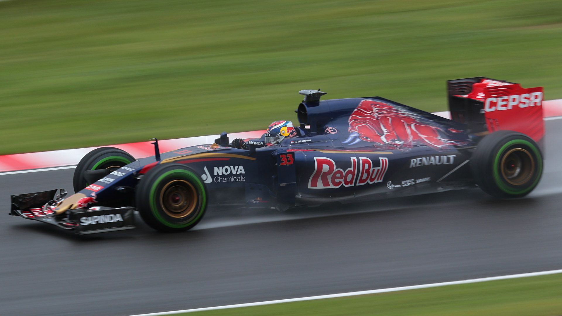 トリミング、レタッチしフルHDサイズでフォトギャラリーに掲載した写真