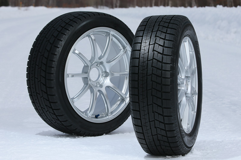 横浜ゴムの最新スタッドレスタイヤ「アイスガード 6」。キャッチコピーは“冬の怪物、登場。”