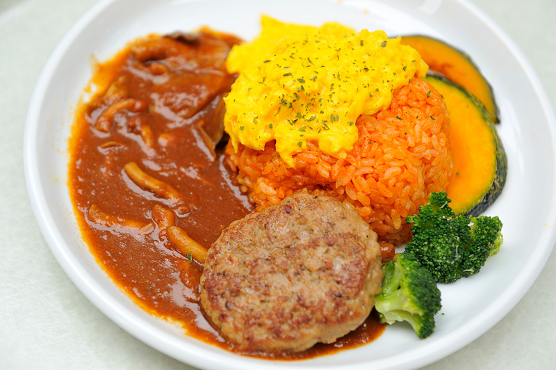 秋の里山オムライス