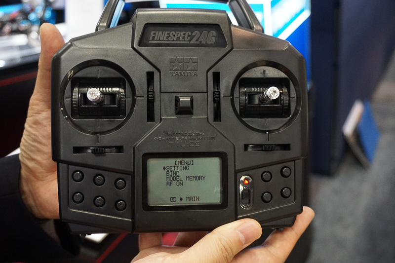 1/16 RCタンク アメリカ M1A2 エイブラムス戦車 フルオペレーションセット（プロポ付）