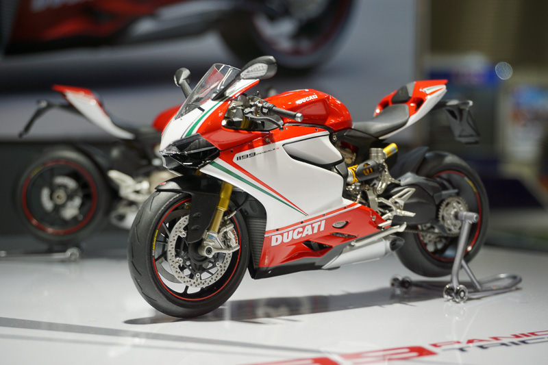 1/12 ドゥカティ 1199 パニガーレS トリコローレ