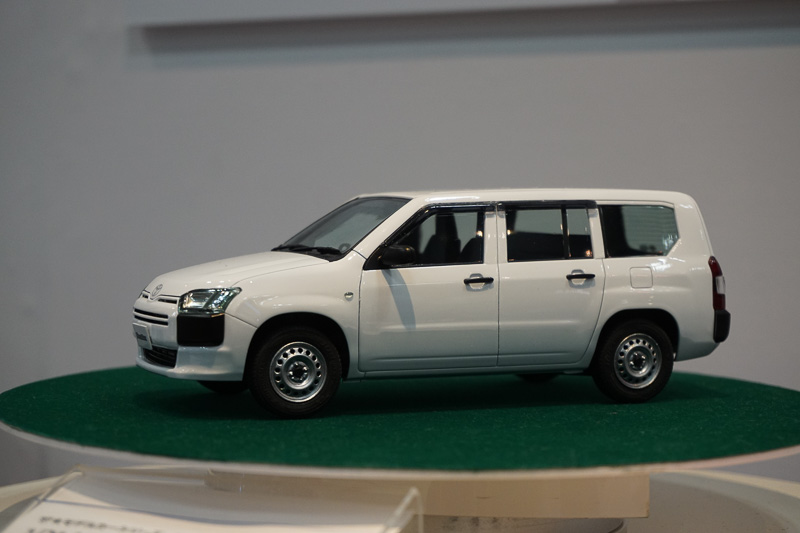 「ザ★モデルカー」シリーズの営業バン「プロボックス」