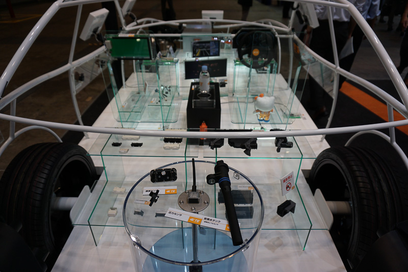 タイコ エレクトロニクス ジャパンのブース